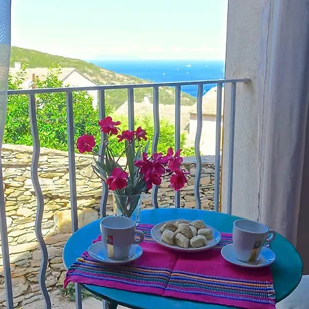Charmant Duplex Au Cap Corse Vakantiehuis *